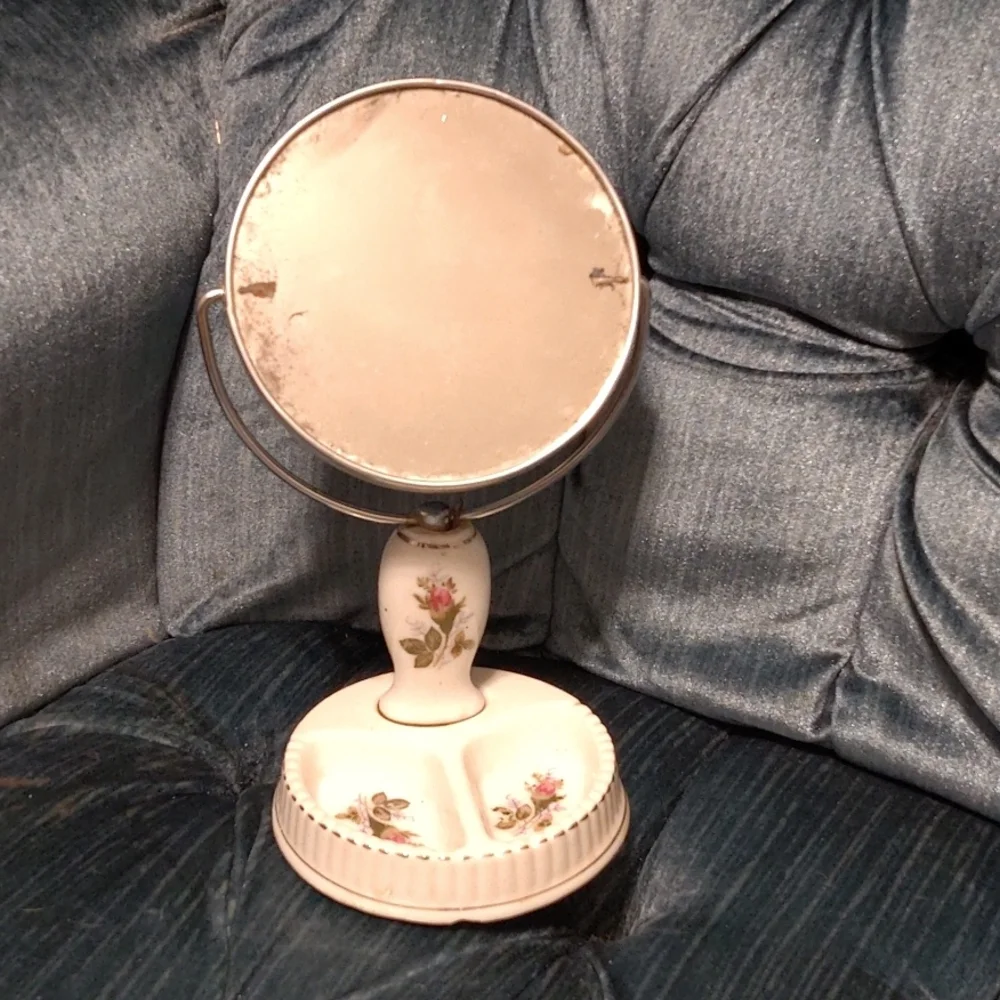 Coquette mini rose vanity mirror vintage roses pink ceramic girly Lana del Rey